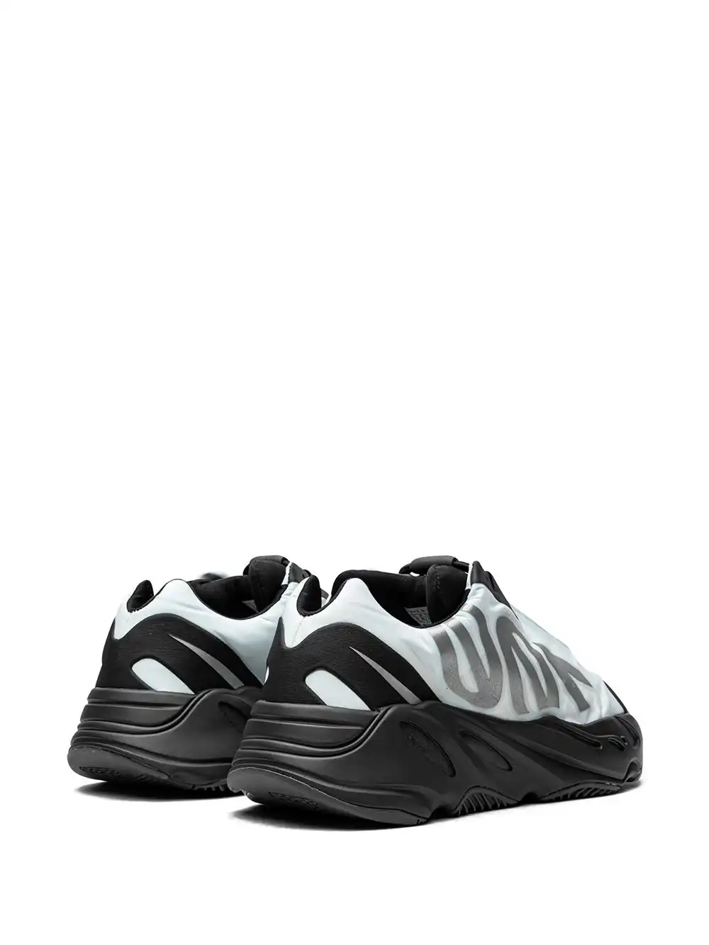 Reps LUCY adidas Yeezy YEEZY Boost 700 MNVN 