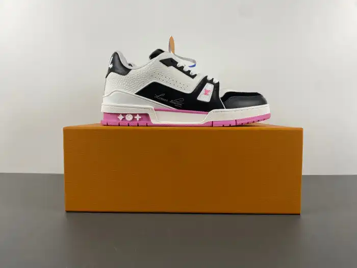 Reps LUCY LV TRAINER SNEAKER 24121001 0127