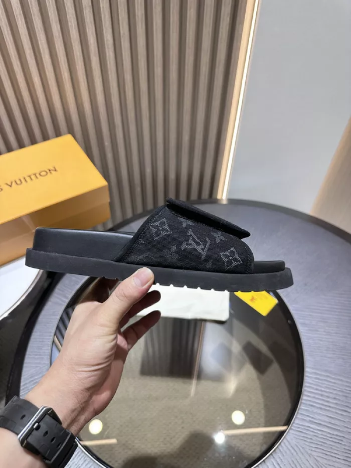 Rep LUCY LV Miami Mule 24052705 0116