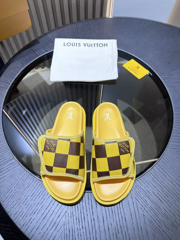 Rep LUCY LV Miami Mule 24052713 0116