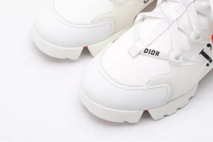 Reps LUCY DR-CONNECT WHITE WITH LOGO 0113