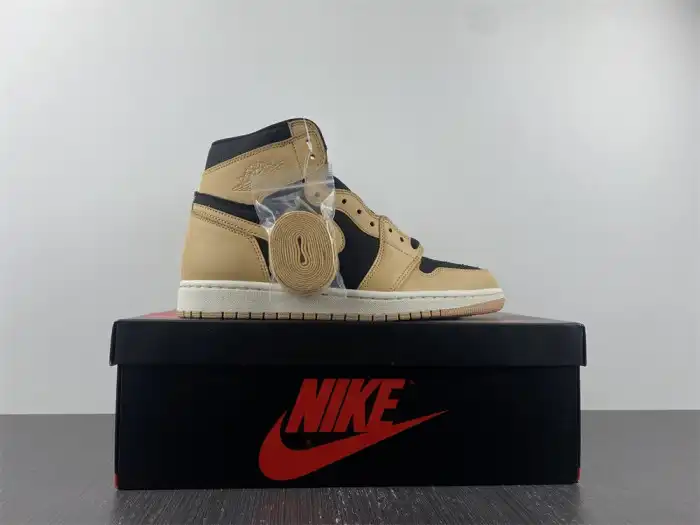 Cheap LUCY Air Jordan 1 High OG Heirloom 555088-202 0204