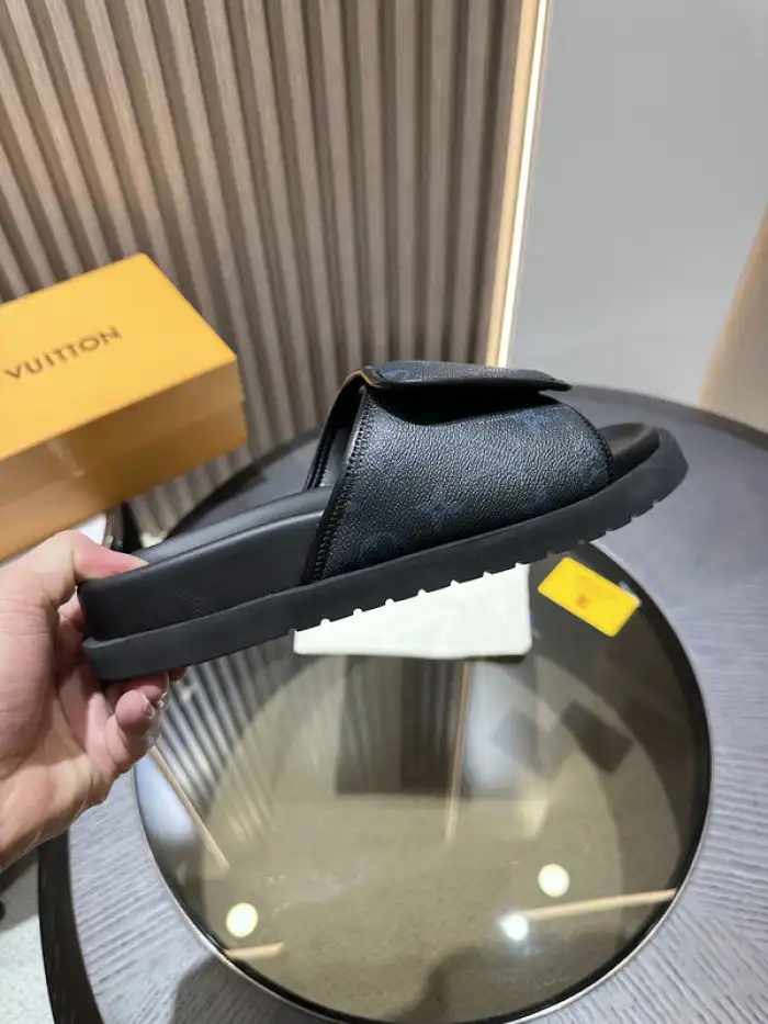 Reps LUCY LV Miami Mule 24052703 0203