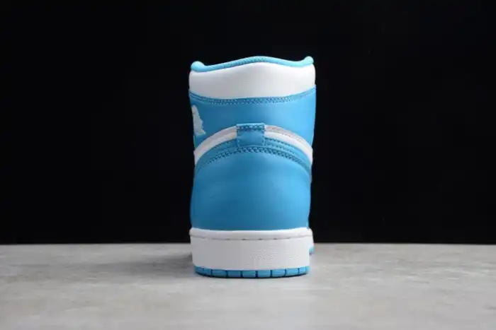 Reps LUCY Air Jordan 1 Retro High OG 'UNC' 555088-117 0201