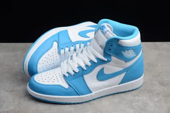 Reps LUCY Air Jordan 1 Retro High OG 'UNC' 555088-117 0201