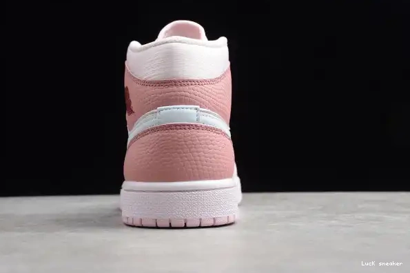 Rep LUCY Jordan Mid Pink CW5379-600 1 Digital Air 0214