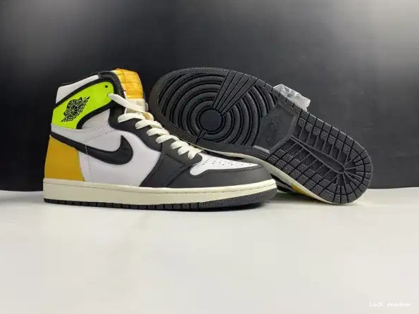 Rep LUCY JORDAN OG AIR 1 GOLD' 555088-118 'VOLT RETRO HIGH 0304