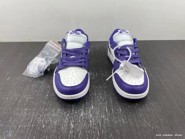 Reps LUCY CUSTOM JORDAN AIR X DM7890-386 1 OFF-WHITE SCOTT TRAVIS X 0319