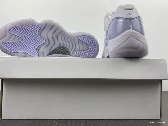 Reps LUCY Low Jordan Pure Violet WMNS Air AH7860-101 11 0322