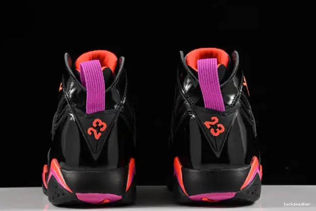 Rep LUCY 7 Jordan Air Black Retro Patent 313358-006 0318
