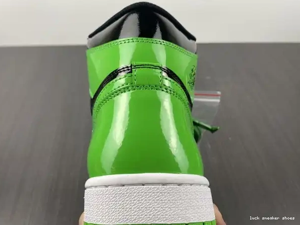 Cheap LUCY OG 1 High 555088-030 Green Jordan Pine Air 0321