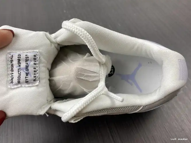Reps LUCY Low Jordan Pure Violet WMNS Air AH7860-101 11 0322