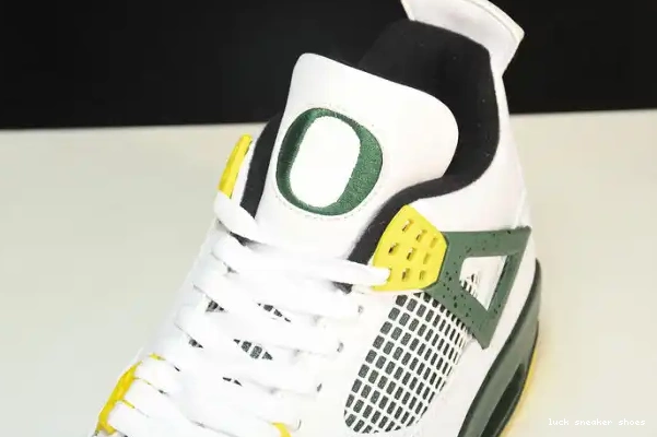 Reps LUCY Duckman Retro Oregon Ducks 4 257-255275 Jordan 0318