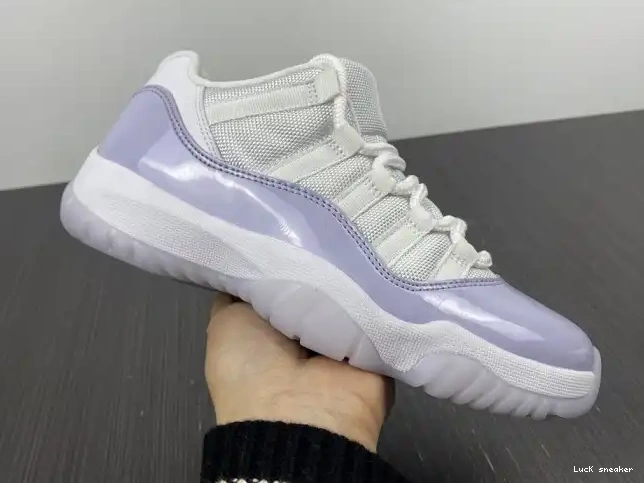 Reps LUCY Low Jordan Pure Violet WMNS Air AH7860-101 11 0322